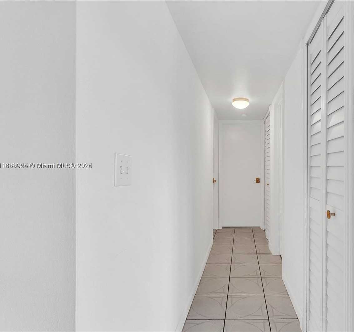 Small Image of 1051 SOUTH WEST 1ST ST #211, Miami Number 19