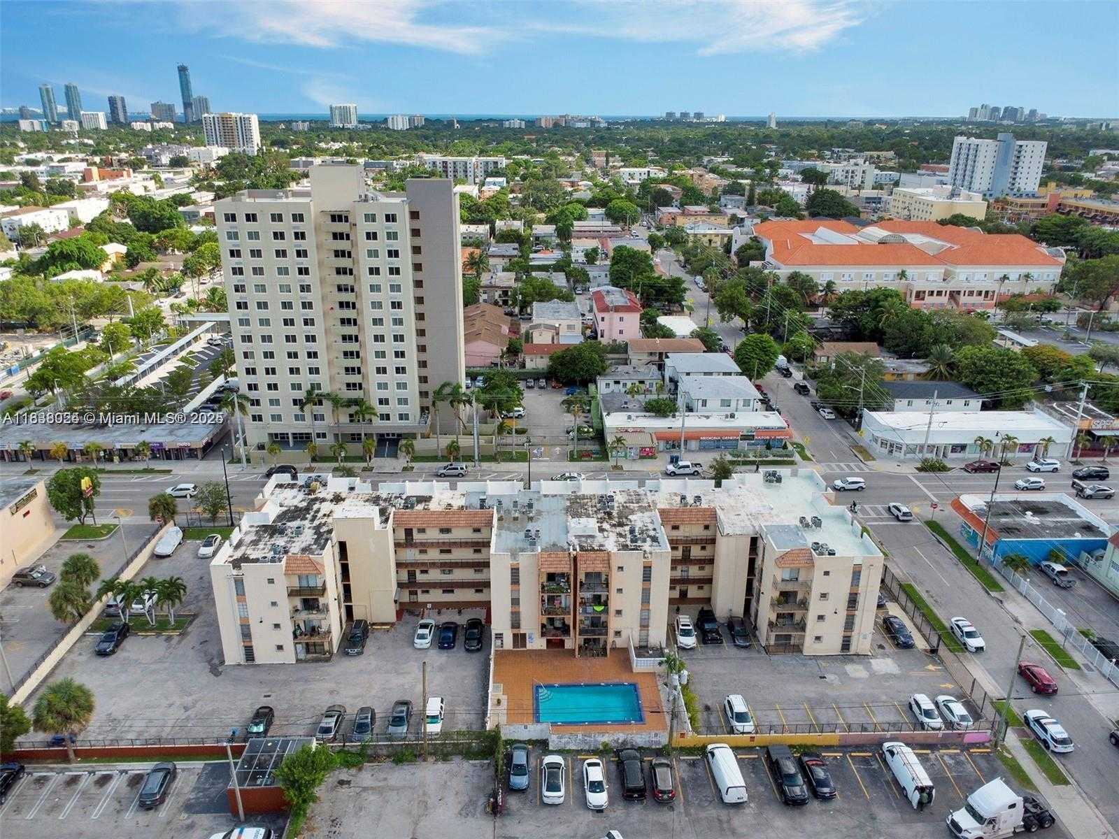 Small Image of 1051 SOUTH WEST 1ST ST #211, Miami Number 28