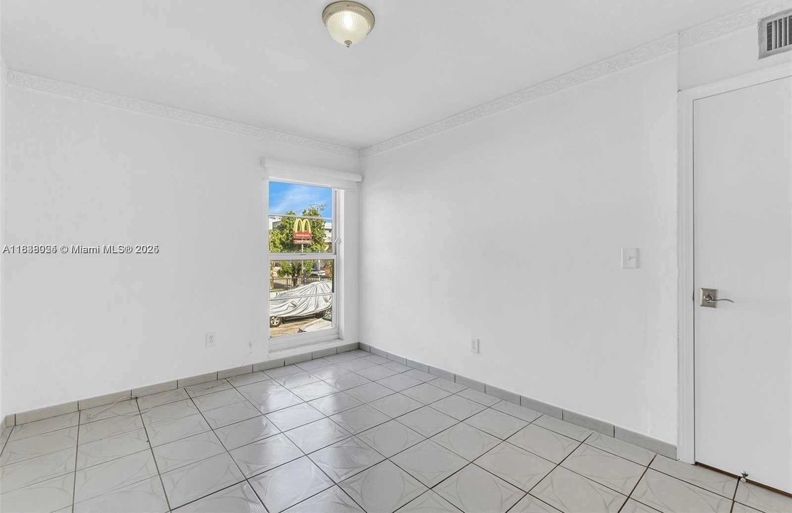 Small Image of 1051 SOUTH WEST 1ST ST #211, Miami Number 8