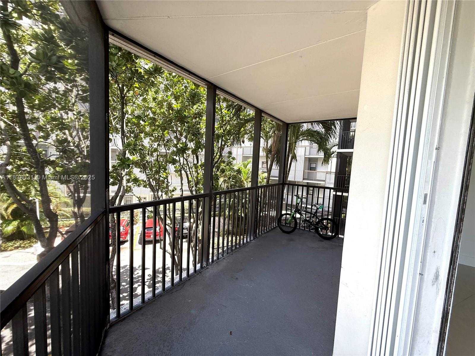 Small Image of 3475 NORTH COUNTRY CLUB DR #315, Aventura Number 20