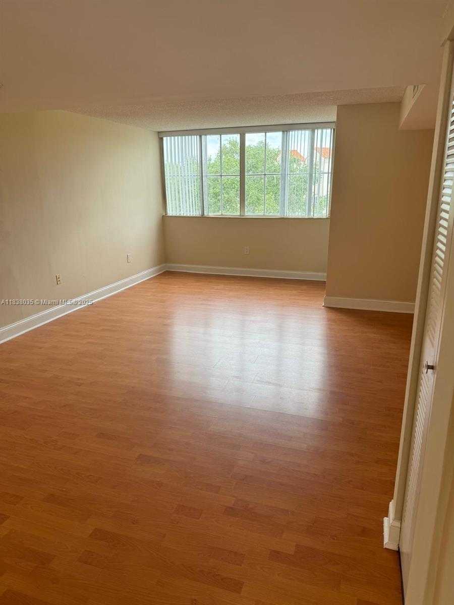 Small Image of 6045 NORTH WEST 186TH ST #309, Hialeah Number 6