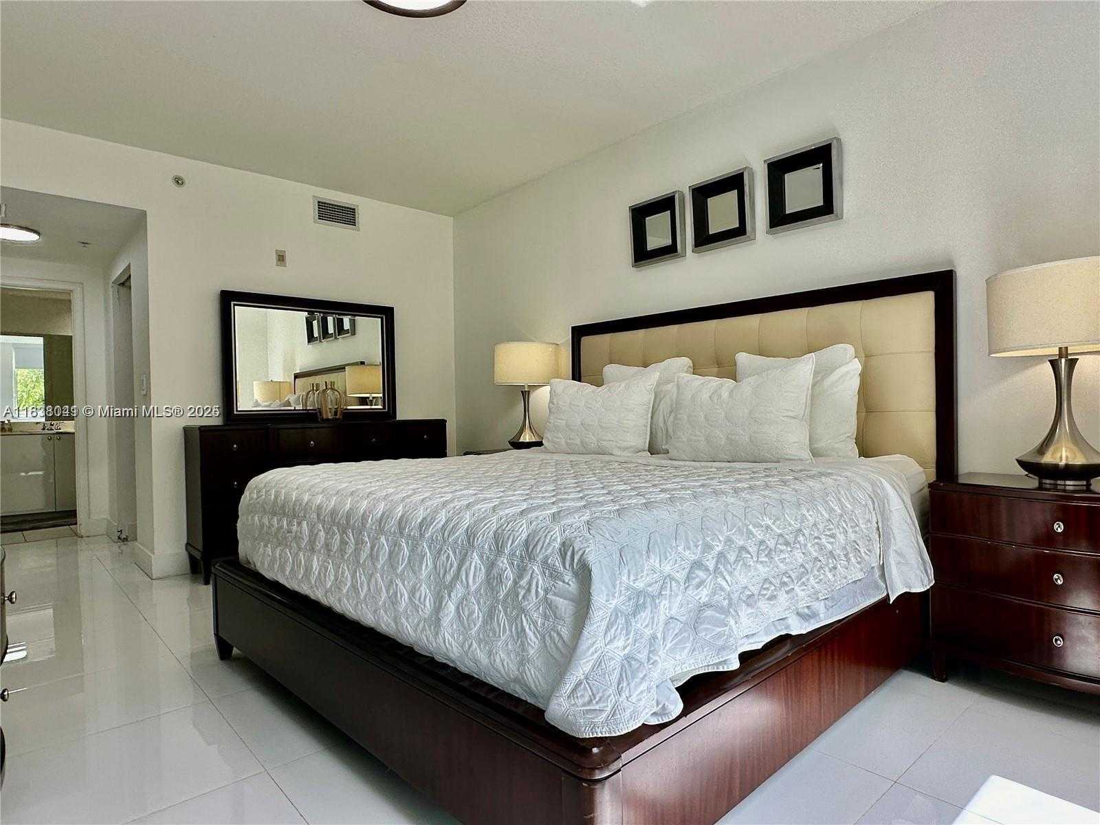 Small Image of 2775 NORTH EAST 187TH ST #322, Aventura Number 10
