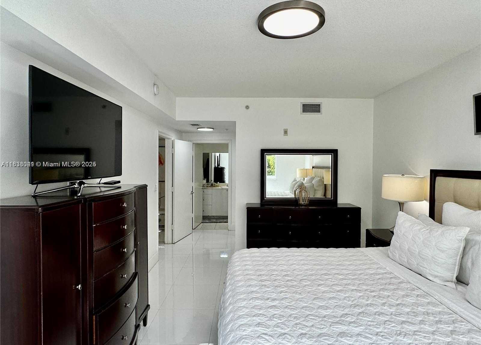 Small Image of 2775 NORTH EAST 187TH ST #322, Aventura Number 11