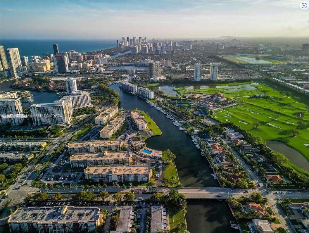 Small Image of 851 THREE ISLANDS BLVD #303, Hallandale Beach Number 10
