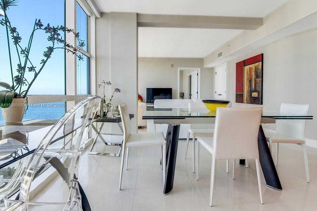 Small Image of 6801 COLLINS AVE #1207, Miami Beach Number 13