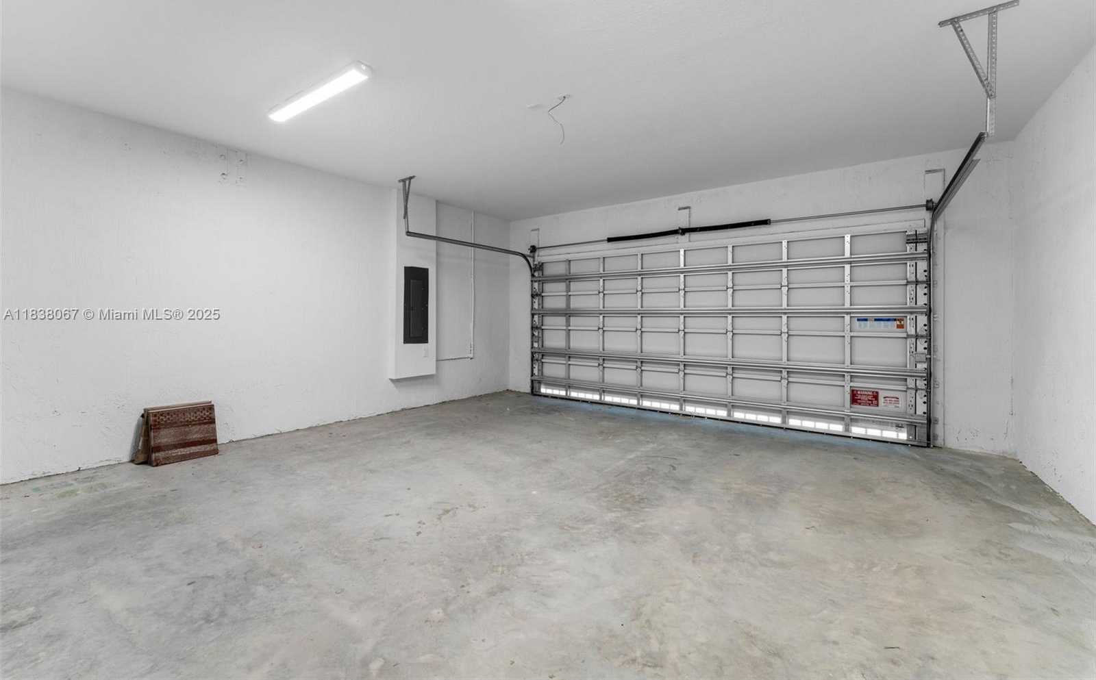 Small Image of 2960 SOUTH EAST 23, Homestead Number 15