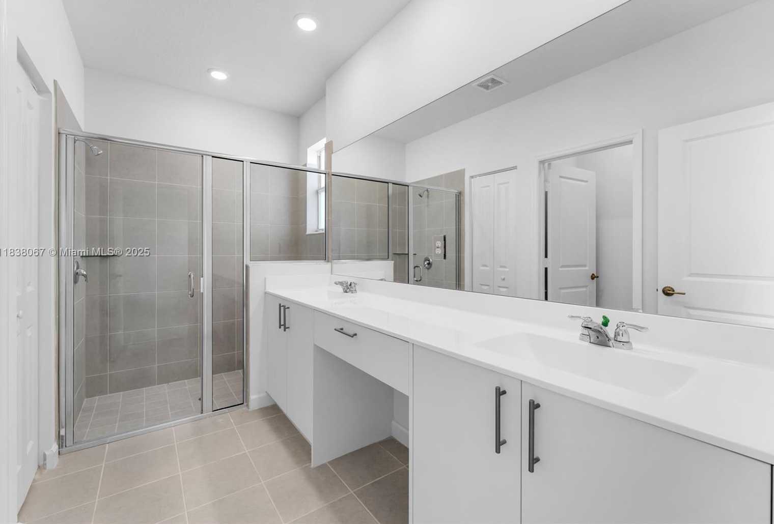 Small Image of 2960 SOUTH EAST 23, Homestead Number 20