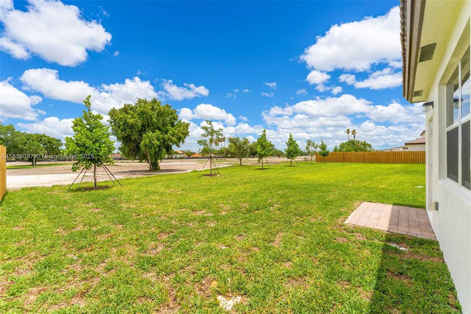 Small Image of 2960 SOUTH EAST 23, Homestead Number 22