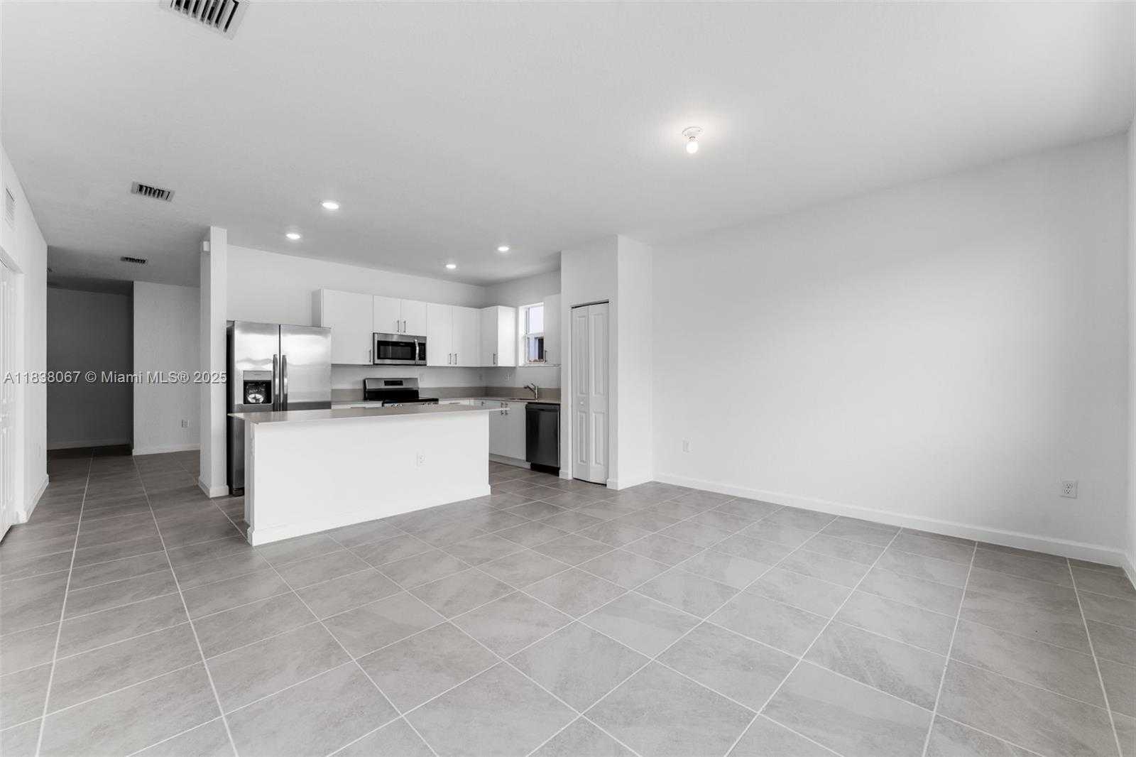 Small Image of 2960 SOUTH EAST 23, Homestead Number 7