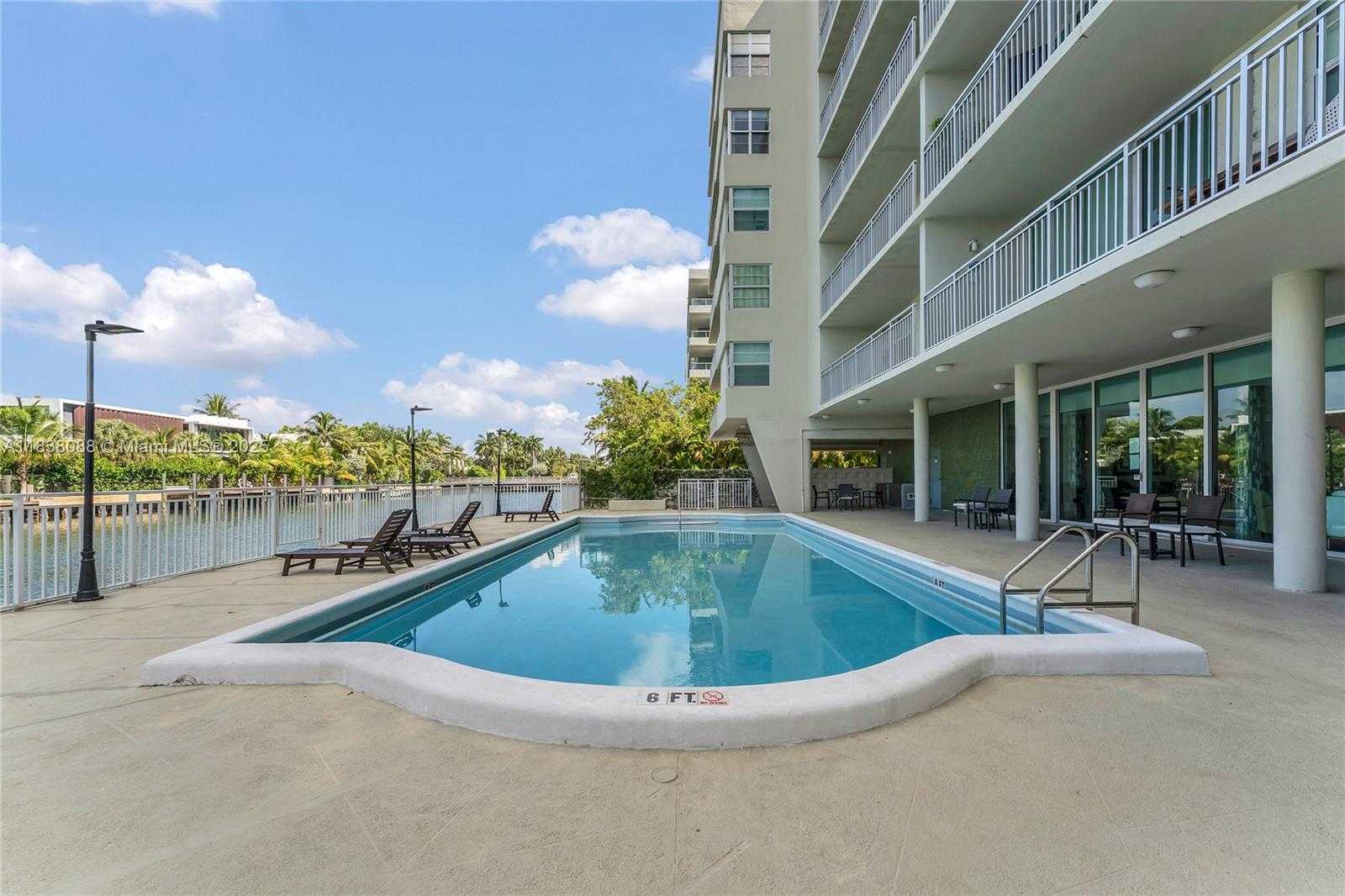 Small Image of 9500 WEST BAY HARBOR DR #5F, Bay Harbor Islands Number 18