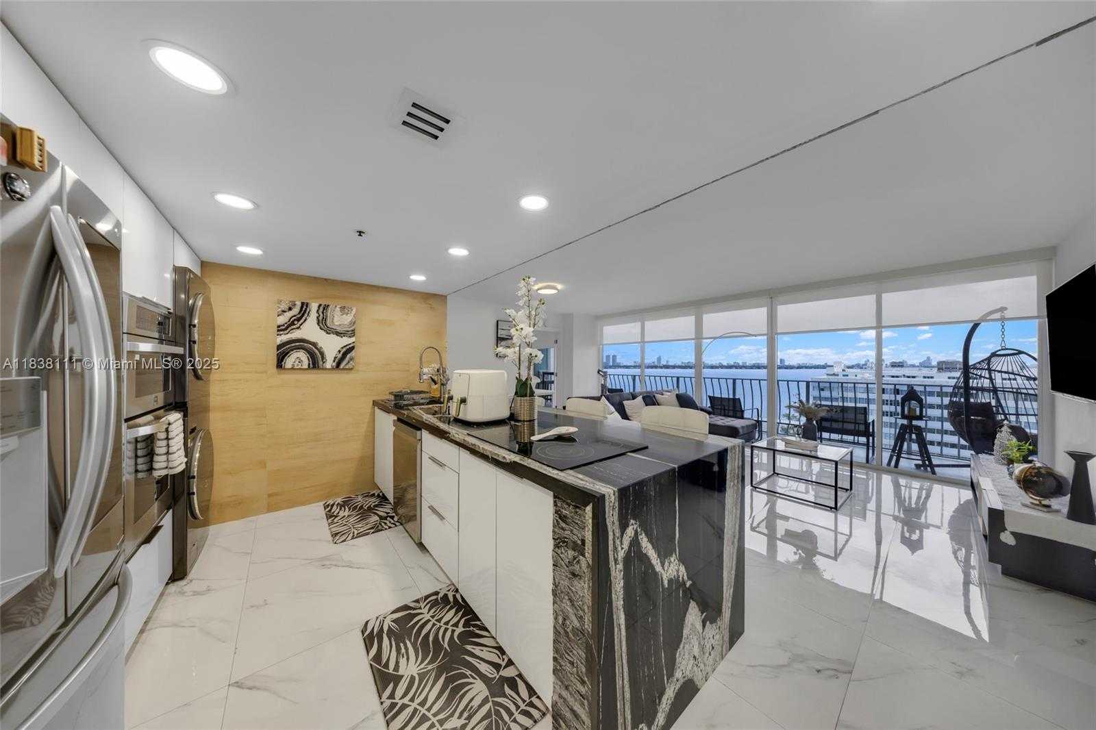 Small Image of 7601 EAST TREASURE DR #1422, North Bay Village Number 16