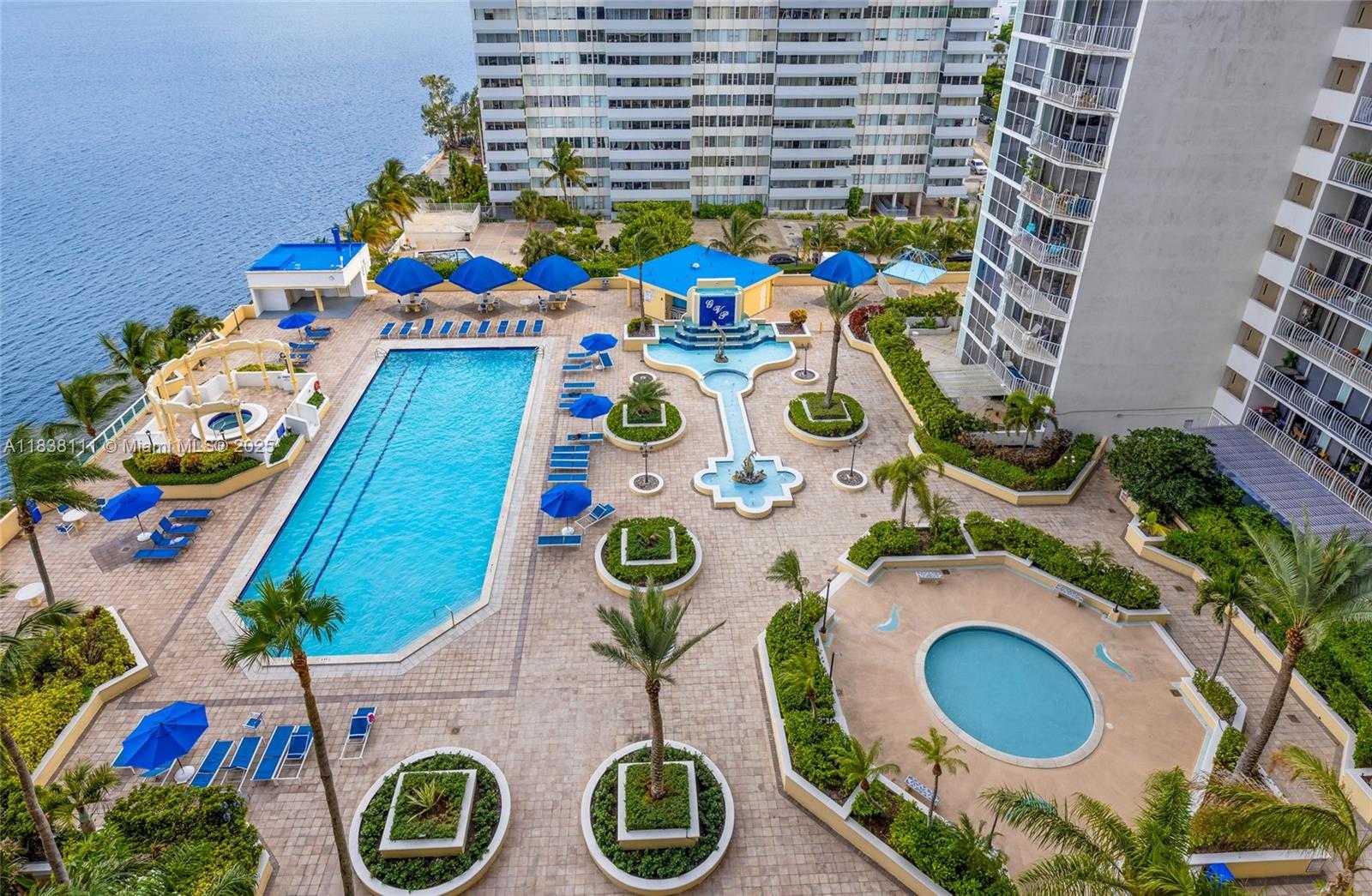 Small Image of 7601 EAST TREASURE DR #1422, North Bay Village Number 25