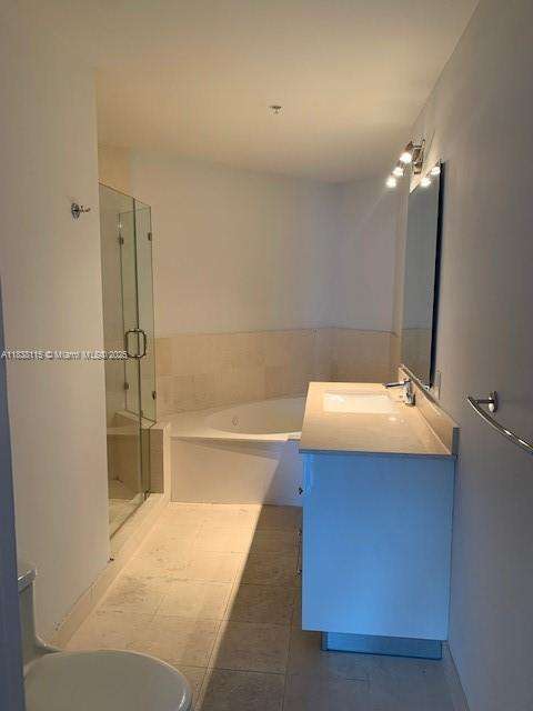 Small Image of 60 SOUTH WEST 13TH ST #3826, Miami Number 17