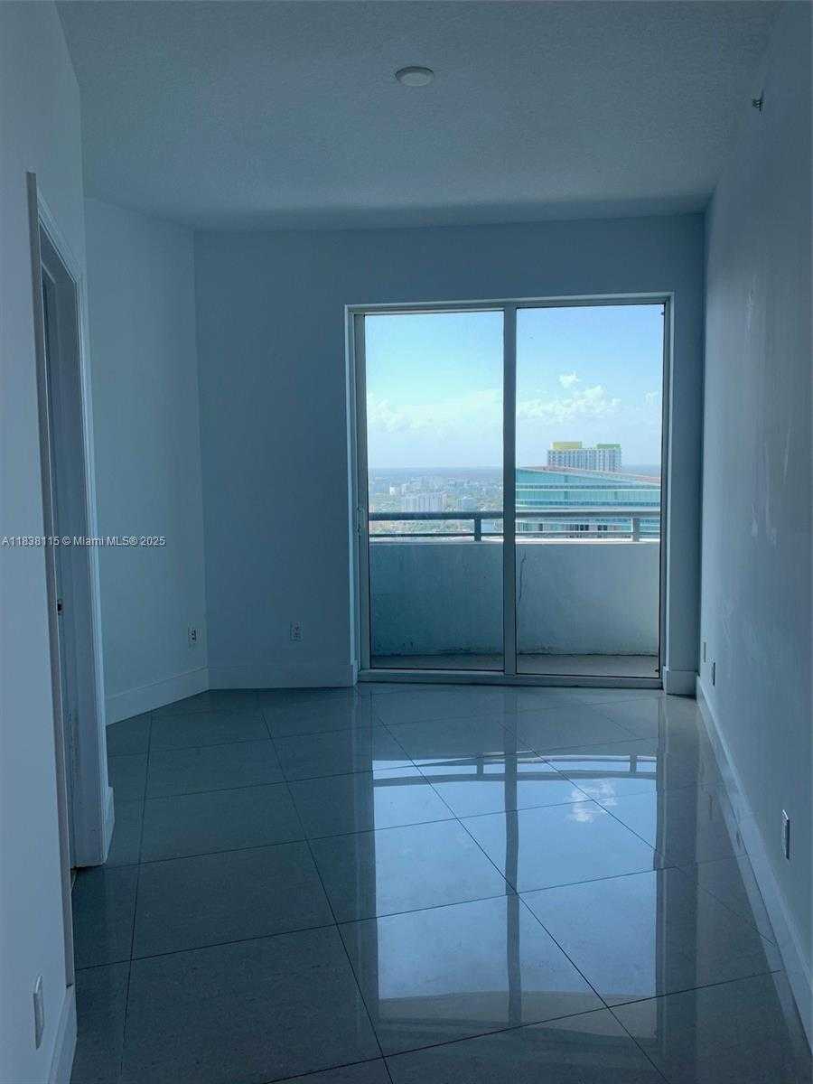 Small Image of 60 SOUTH WEST 13TH ST #3826, Miami Number 22