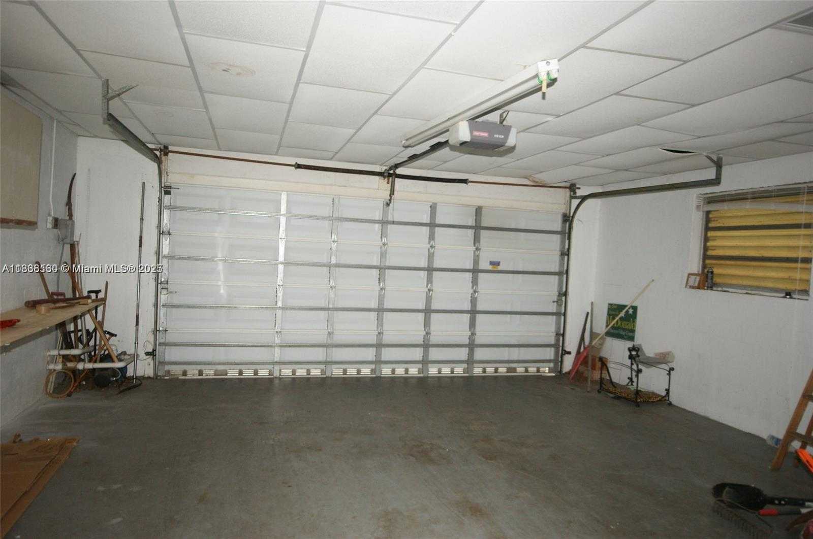 Small Image of 10251 SOUTH WEST 108TH ST, Miami Number 10