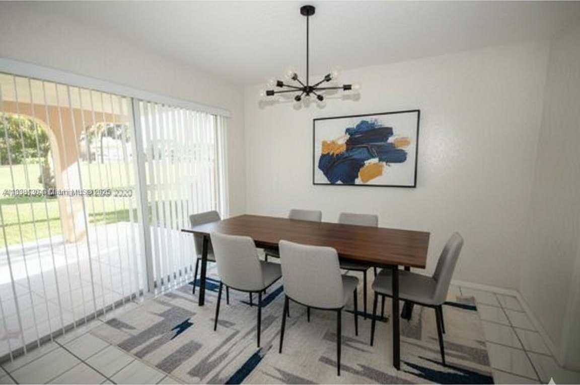 Small Image of 10251 SOUTH WEST 108TH ST, Miami Number 3