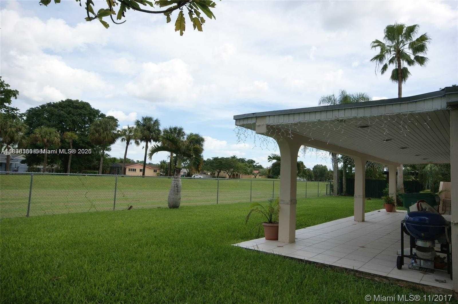 Small Image of 10251 SOUTH WEST 108TH ST, Miami Number 8