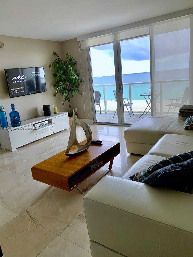 Small Image of 5701 COLLINS AVE #704, Miami Beach Number 9
