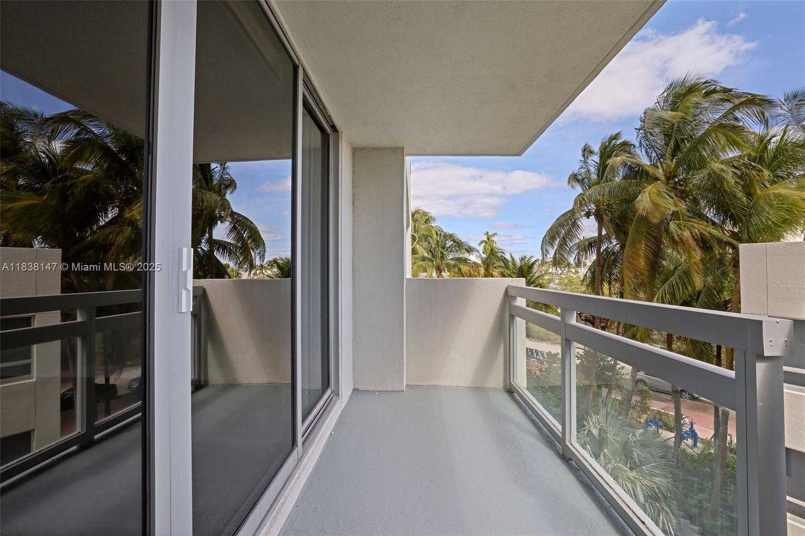 Small Image of 1500 BAY RD #S-0472, Miami Beach Number 7