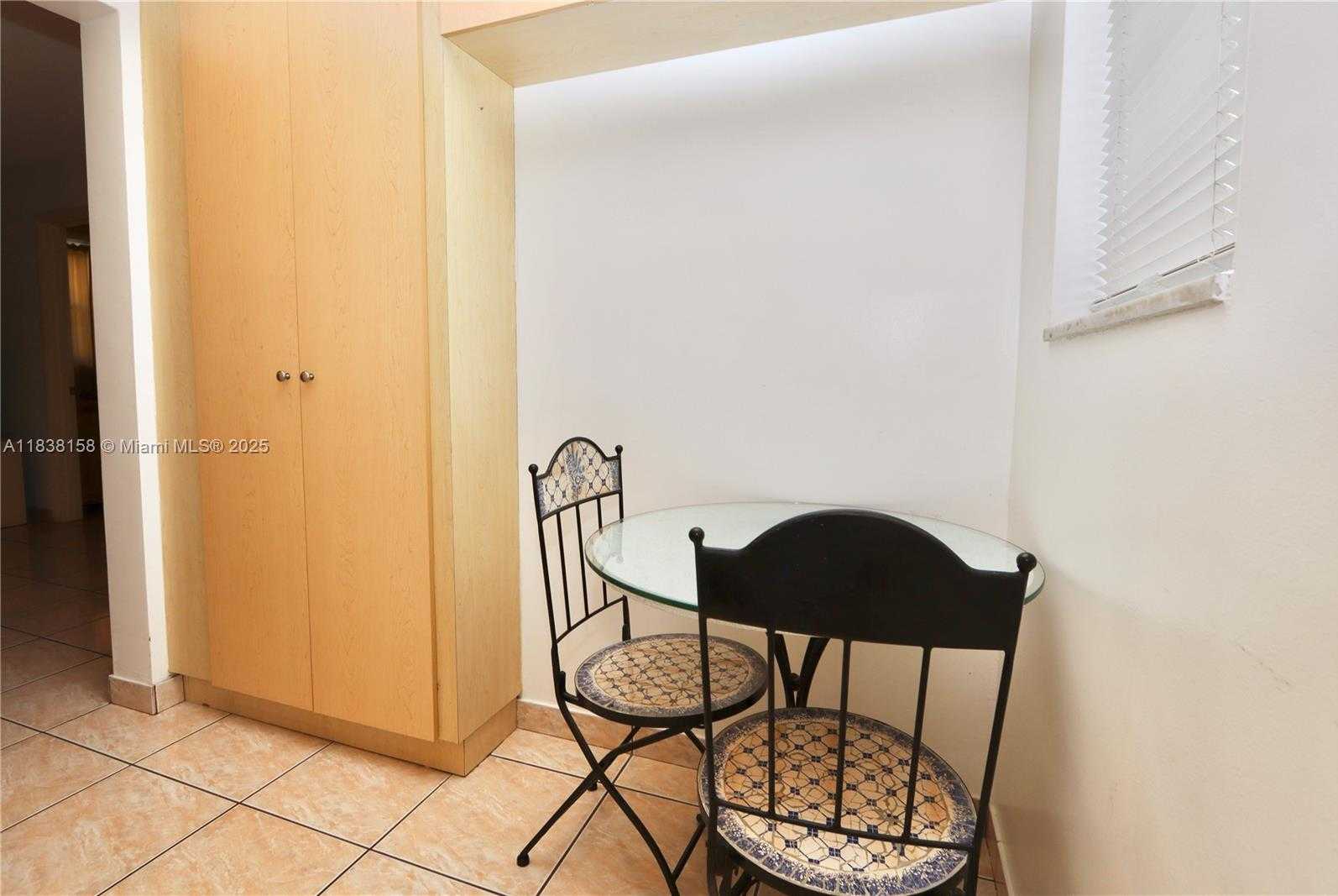 Small Image of 2851 LEONARD DR #J507, Aventura Number 11