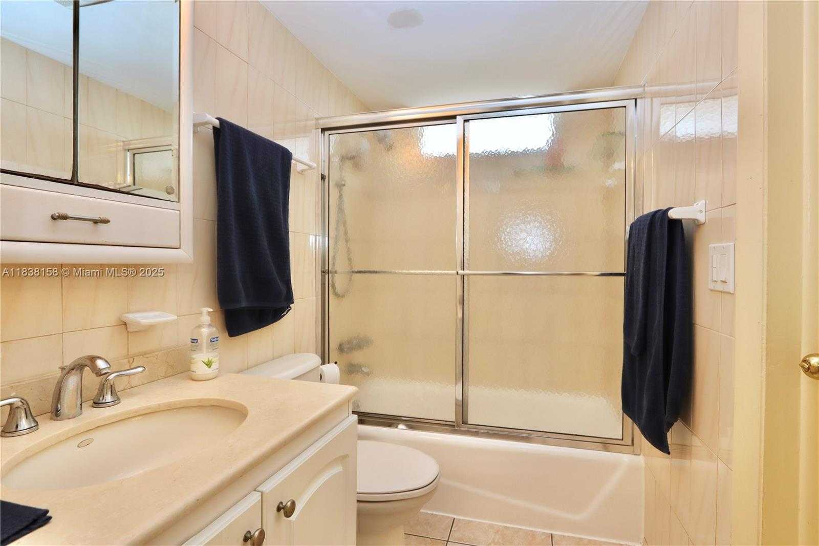 Small Image of 2851 LEONARD DR #J507, Aventura Number 20
