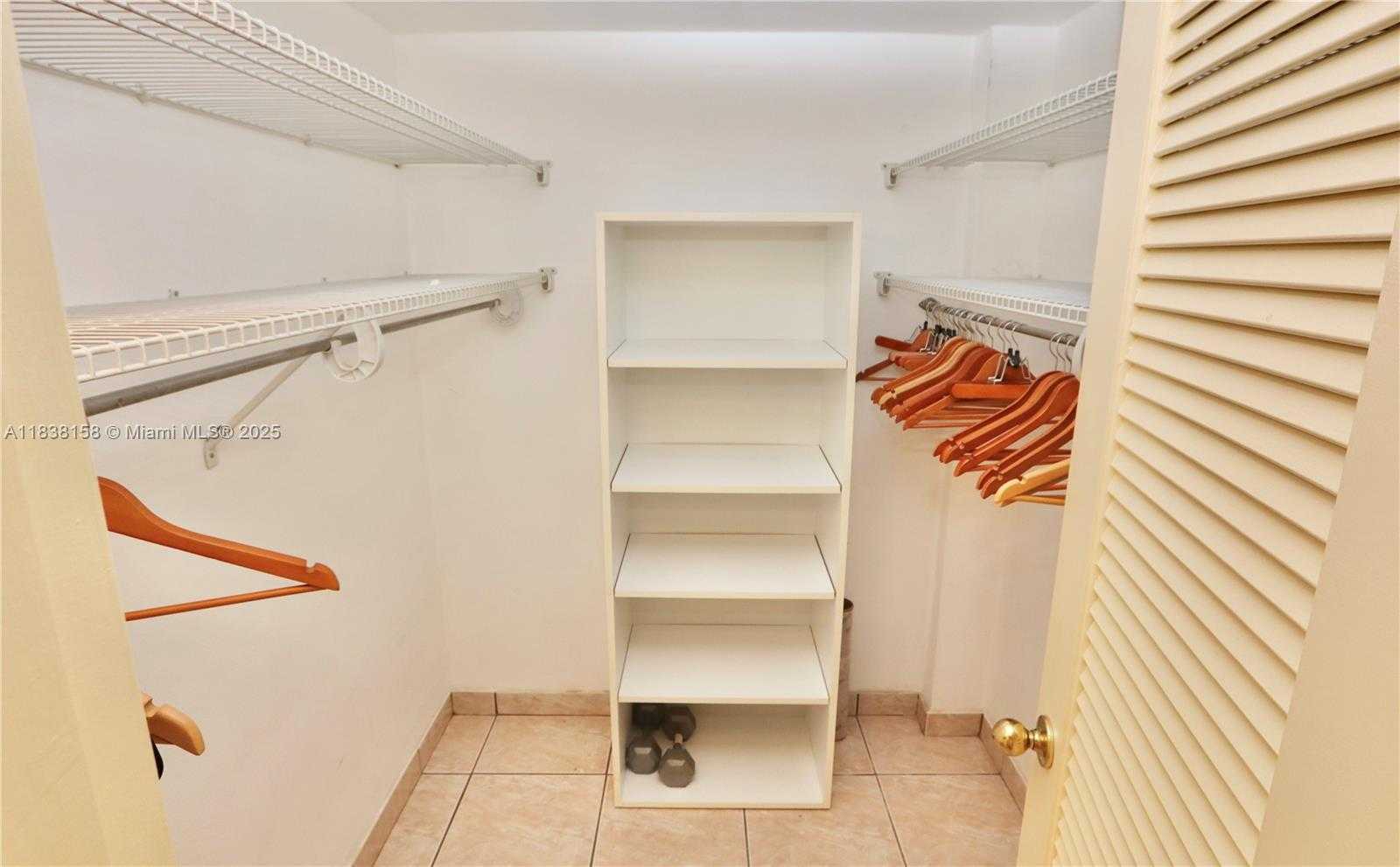 Small Image of 2851 LEONARD DR #J507, Aventura Number 22