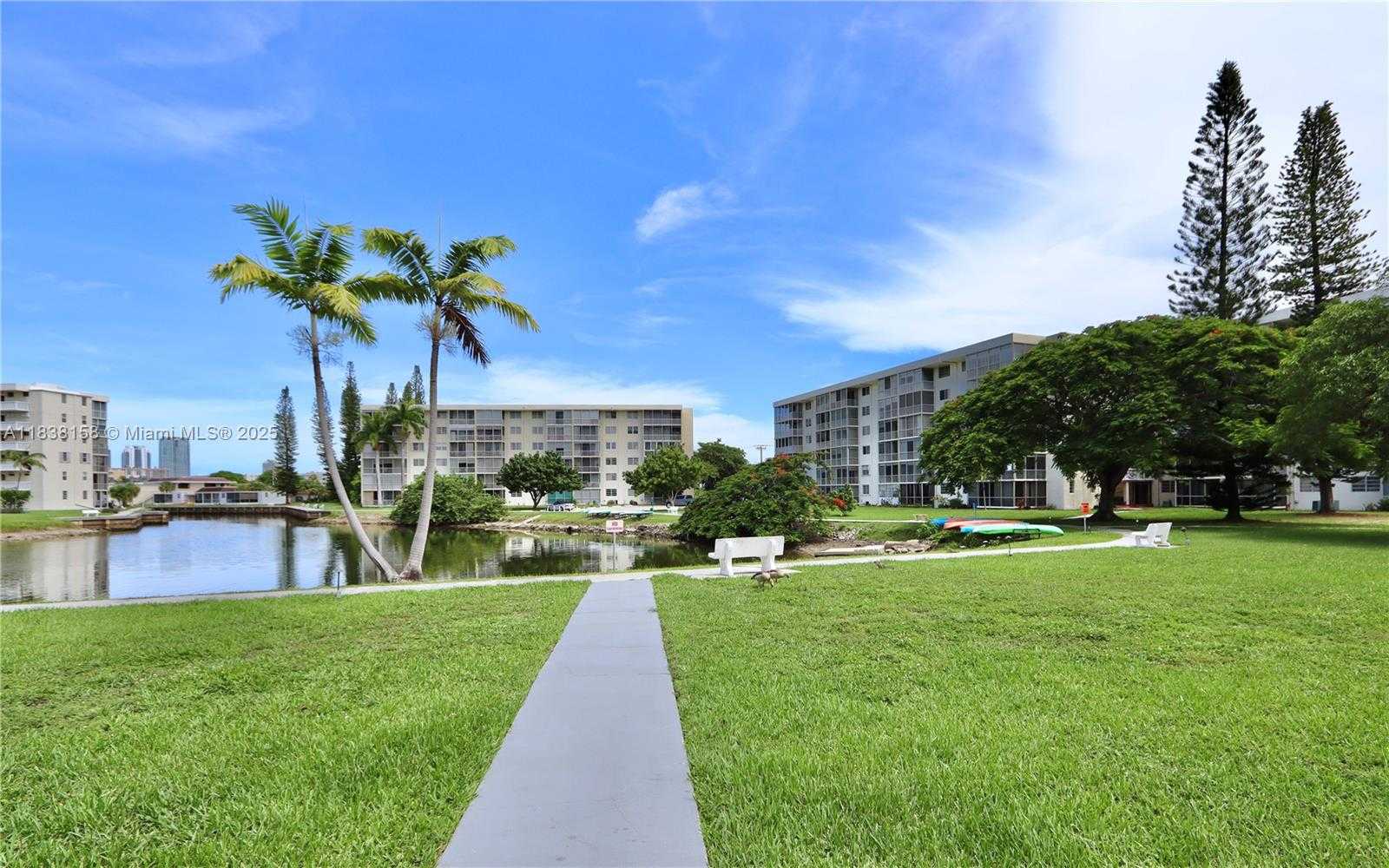 Small Image of 2851 LEONARD DR #J507, Aventura Number 31