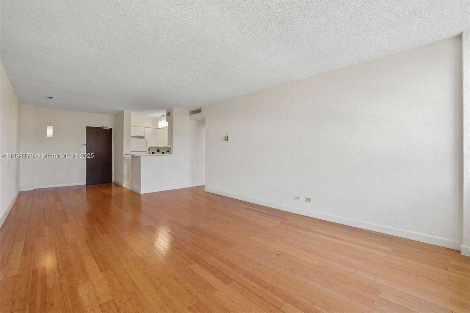 Small Image of 1500 BAY RD #S-0278, Miami Beach Number 10