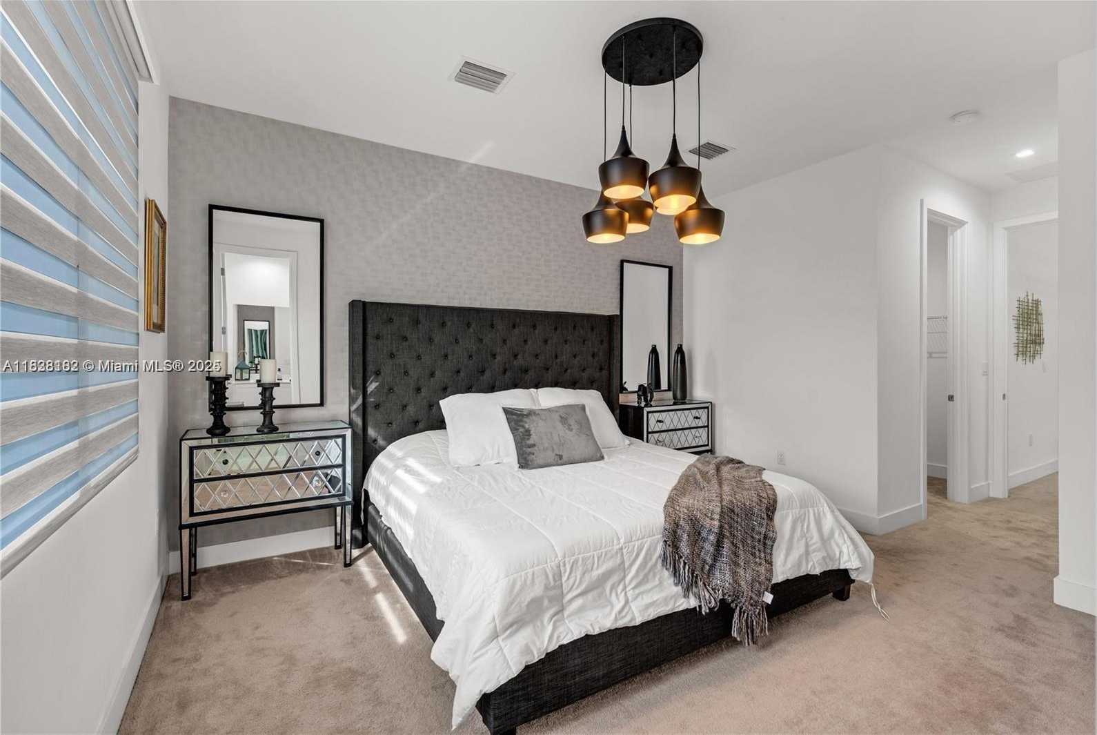 Small Image of 4374 NORTH WEST 81ST AVE, Doral Number 15