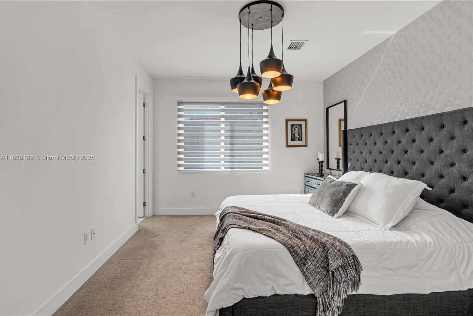 Small Image of 4374 NORTH WEST 81ST AVE, Doral Number 16