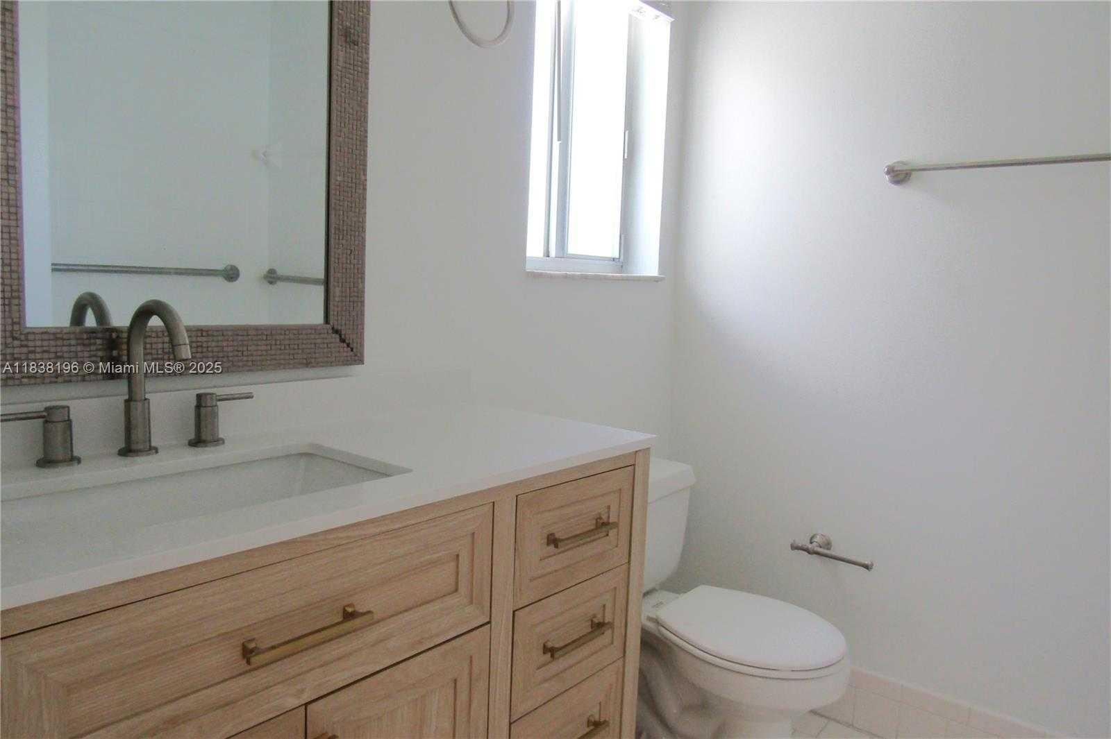 Small Image of 17278 SOUTH WEST 139TH CT, Miami Number 17