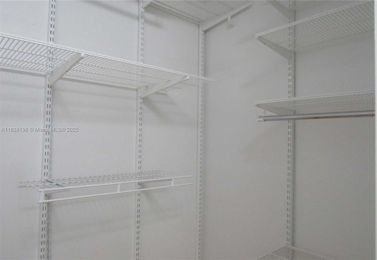 Small Image of 17278 SOUTH WEST 139TH CT, Miami Number 19