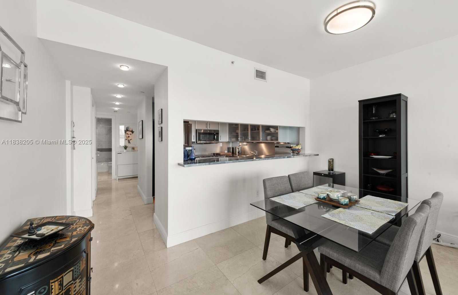 Small Image of Miami Beach Number 5