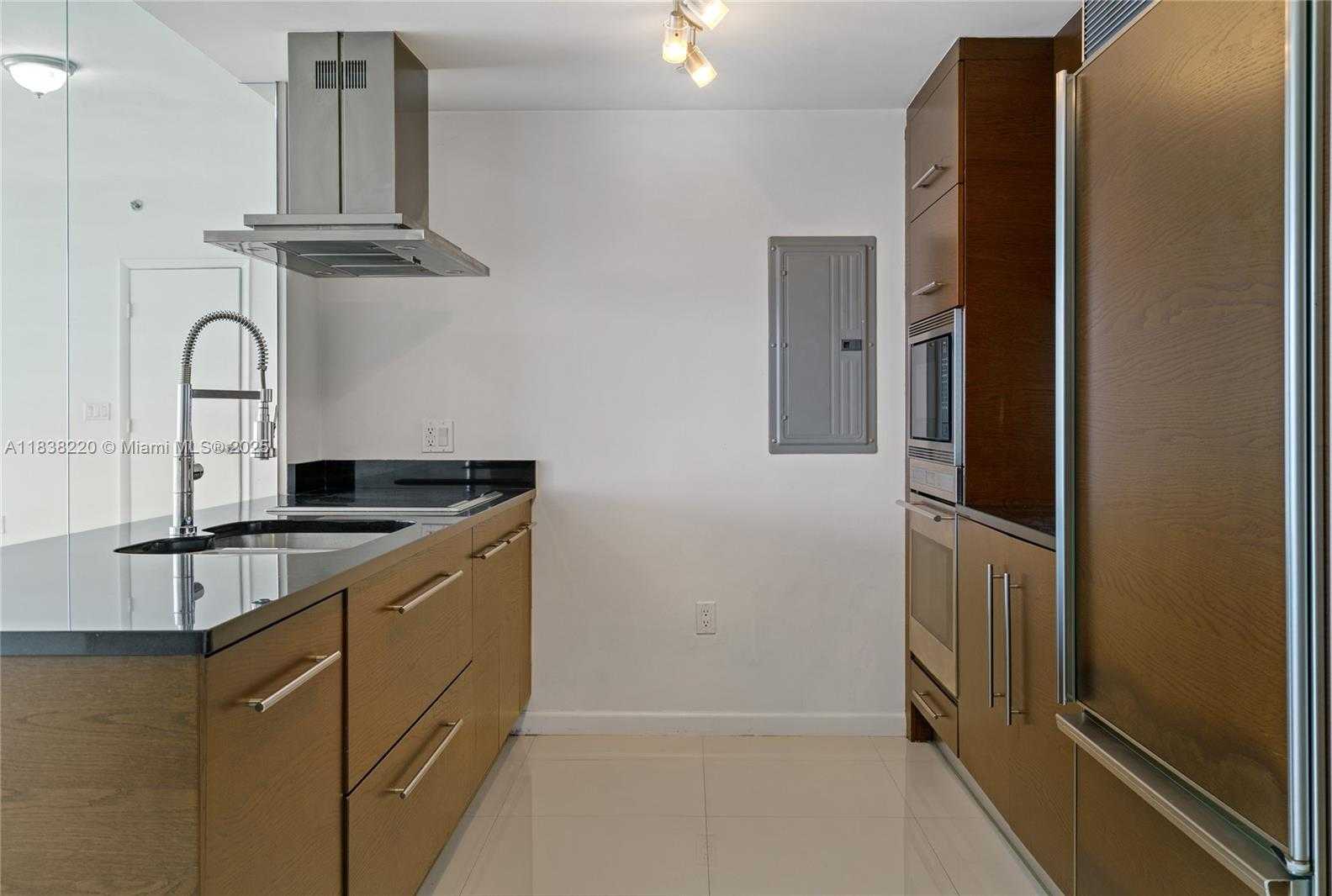 Small Image of 495 BRICKELL AVE #2003, Miami Number 9