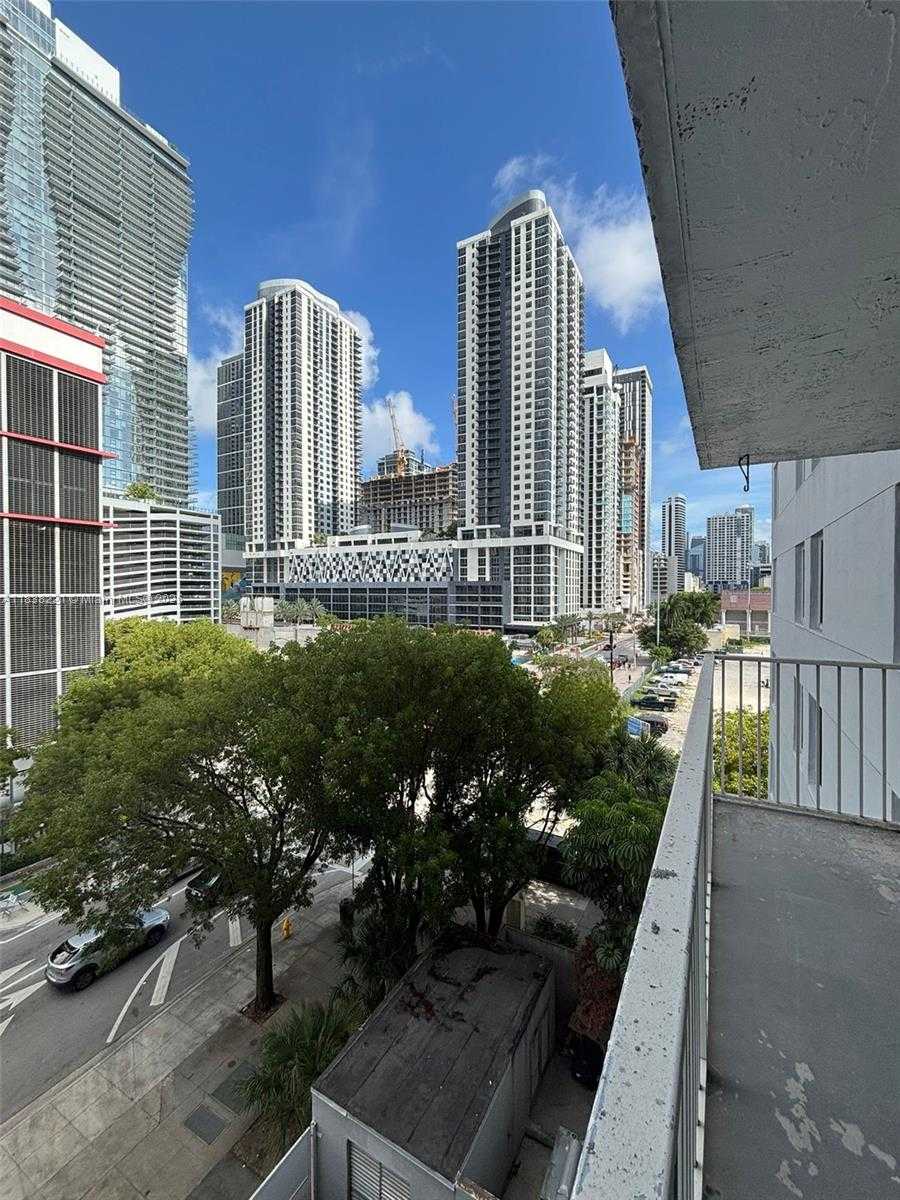 Small Image of 800 NORTH MIAMI AVE #E-605, Miami Number 10