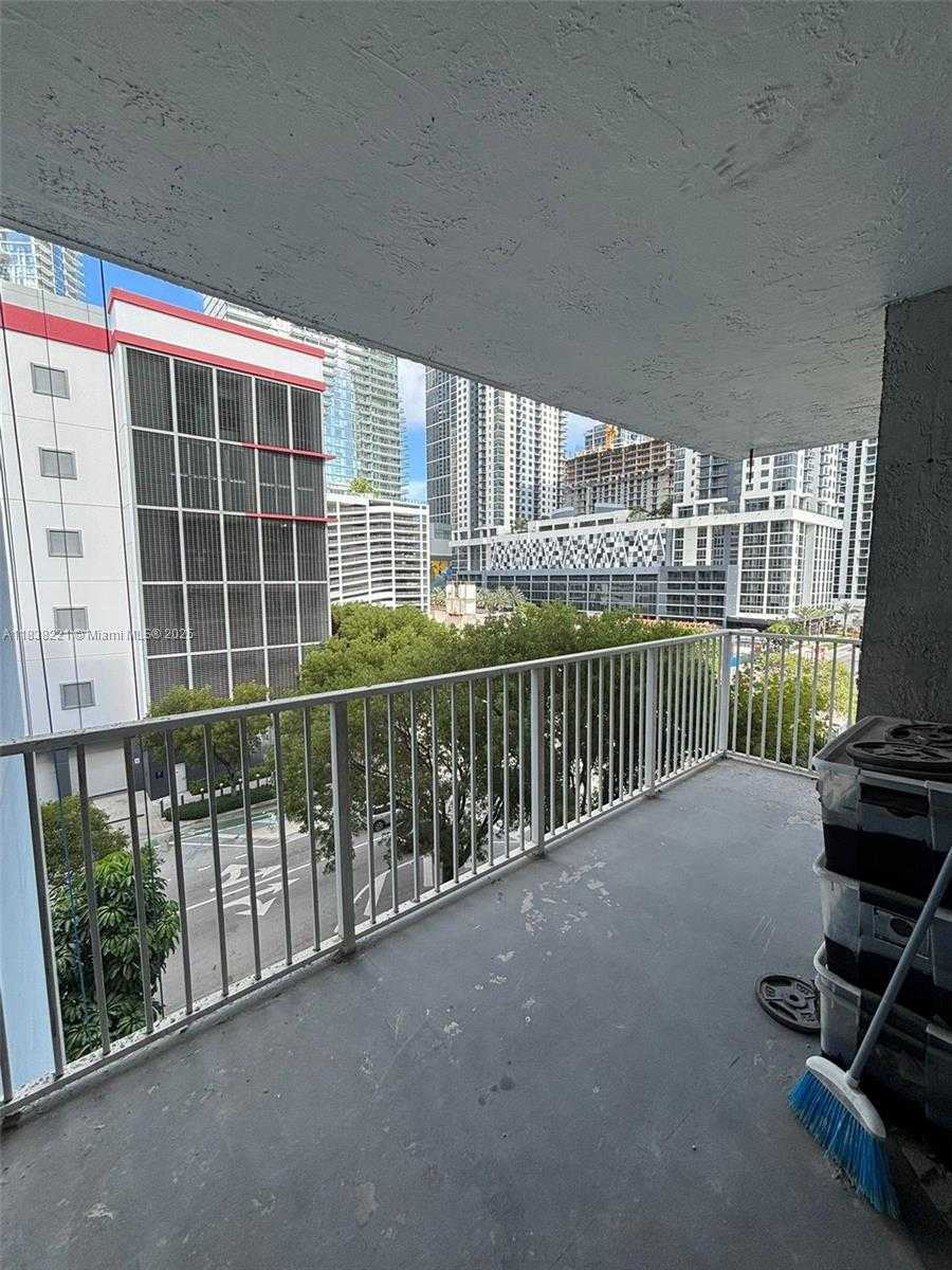 Small Image of 800 NORTH MIAMI AVE #E-605, Miami Number 11