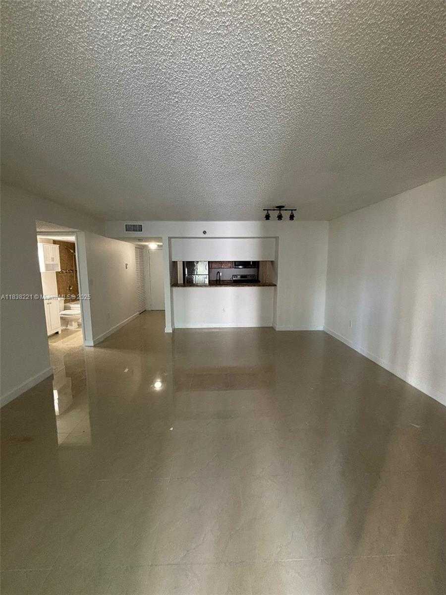 Small Image of 800 NORTH MIAMI AVE #E-605, Miami Number 3