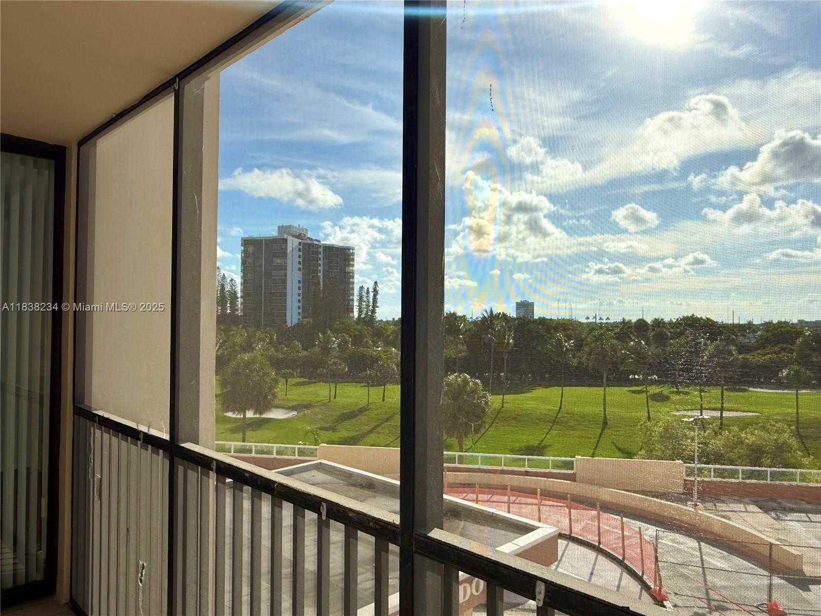 Small Image of 20335 WEST COUNTRY CLUB DR #502, Aventura Number 10