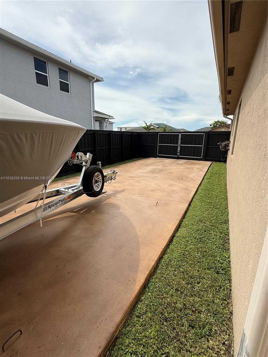 Small Image of 13232 SOUTH WEST 274TH TER, Homestead Number 41