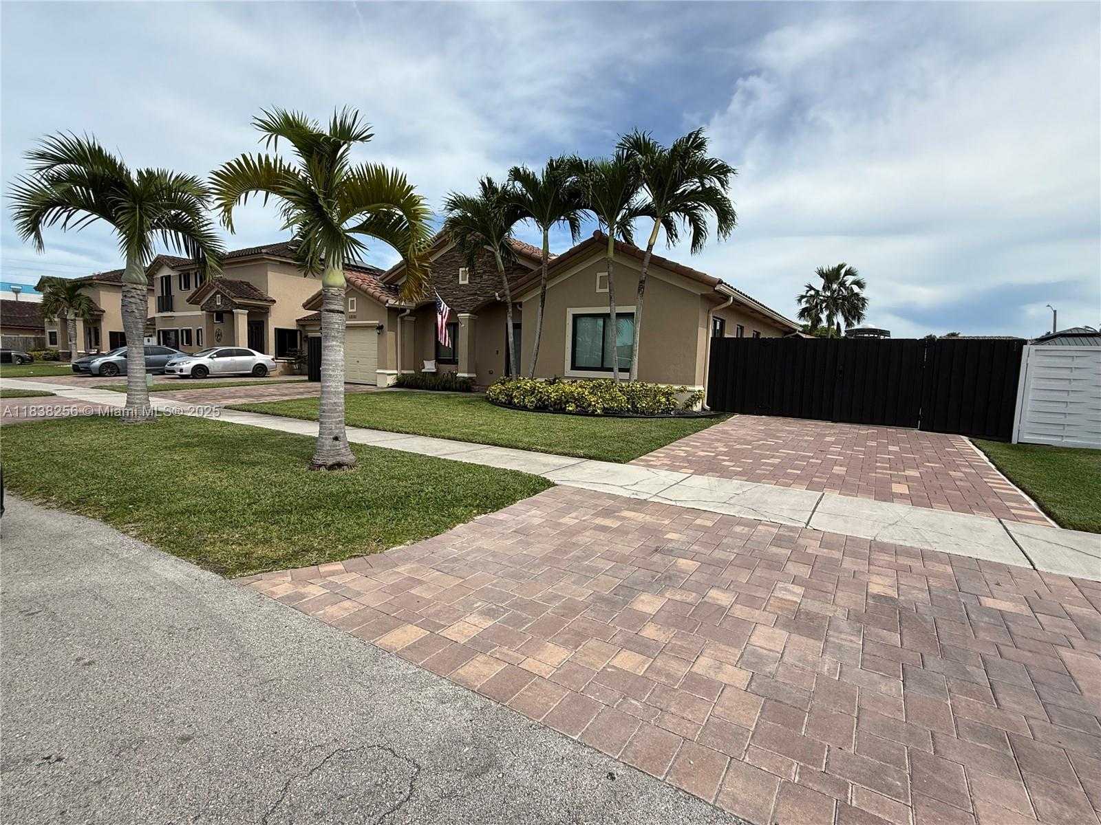 Small Image of 13232 SOUTH WEST 274TH TER, Homestead Number 49