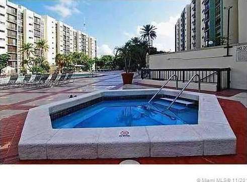 Small Image of 16919 NORTH BAY RD #919, Sunny Isles Beach Number 6