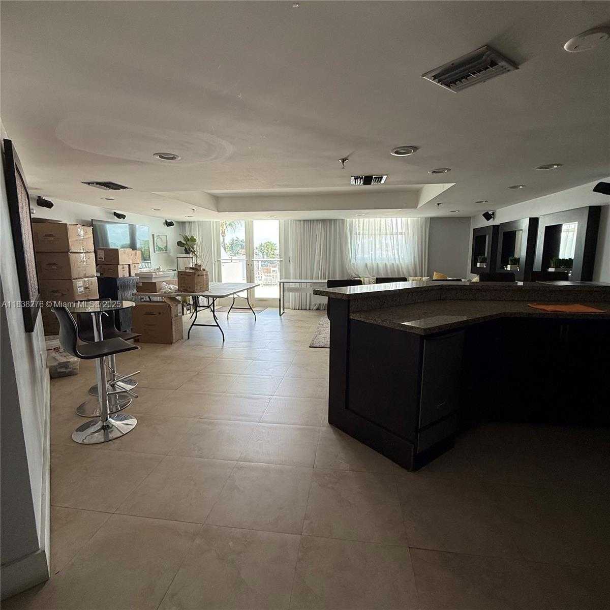 Small Image of 5880 COLLINS AVE #303, Miami Beach Number 11