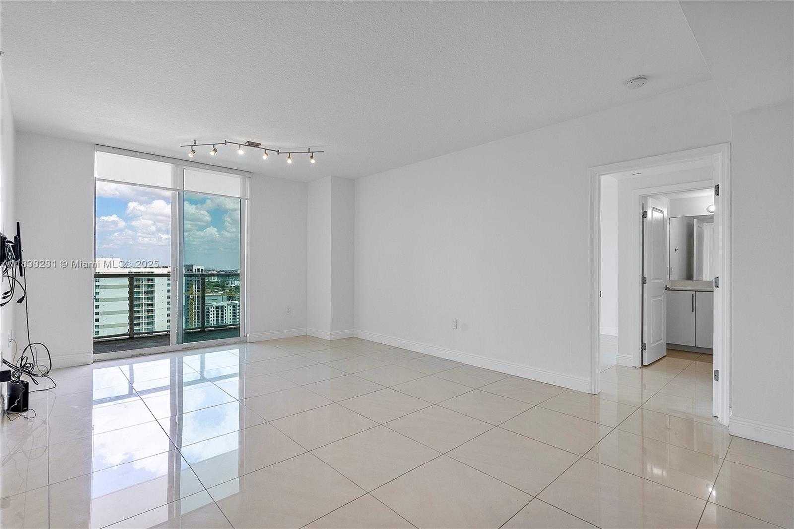 Small Image of 1250 SOUTH MIAMI AVE #2105, Miami Number 12