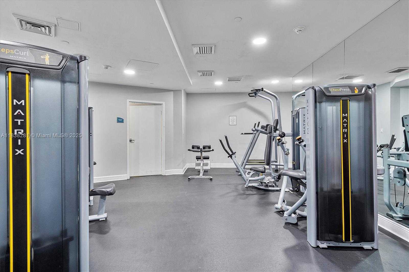 Small Image of 1250 SOUTH MIAMI AVE #2105, Miami Number 43