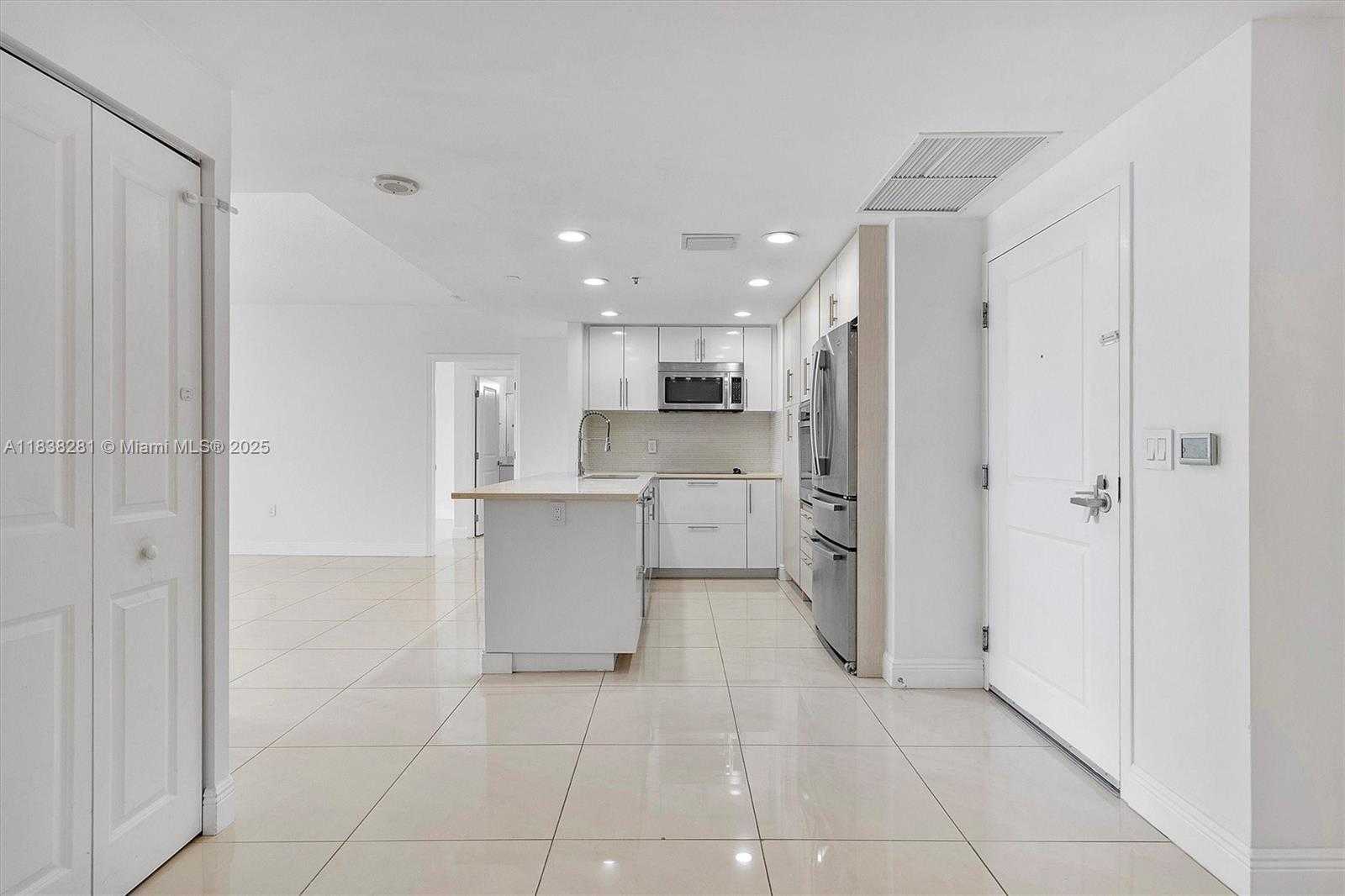 Small Image of 1250 SOUTH MIAMI AVE #2105, Miami Number 8