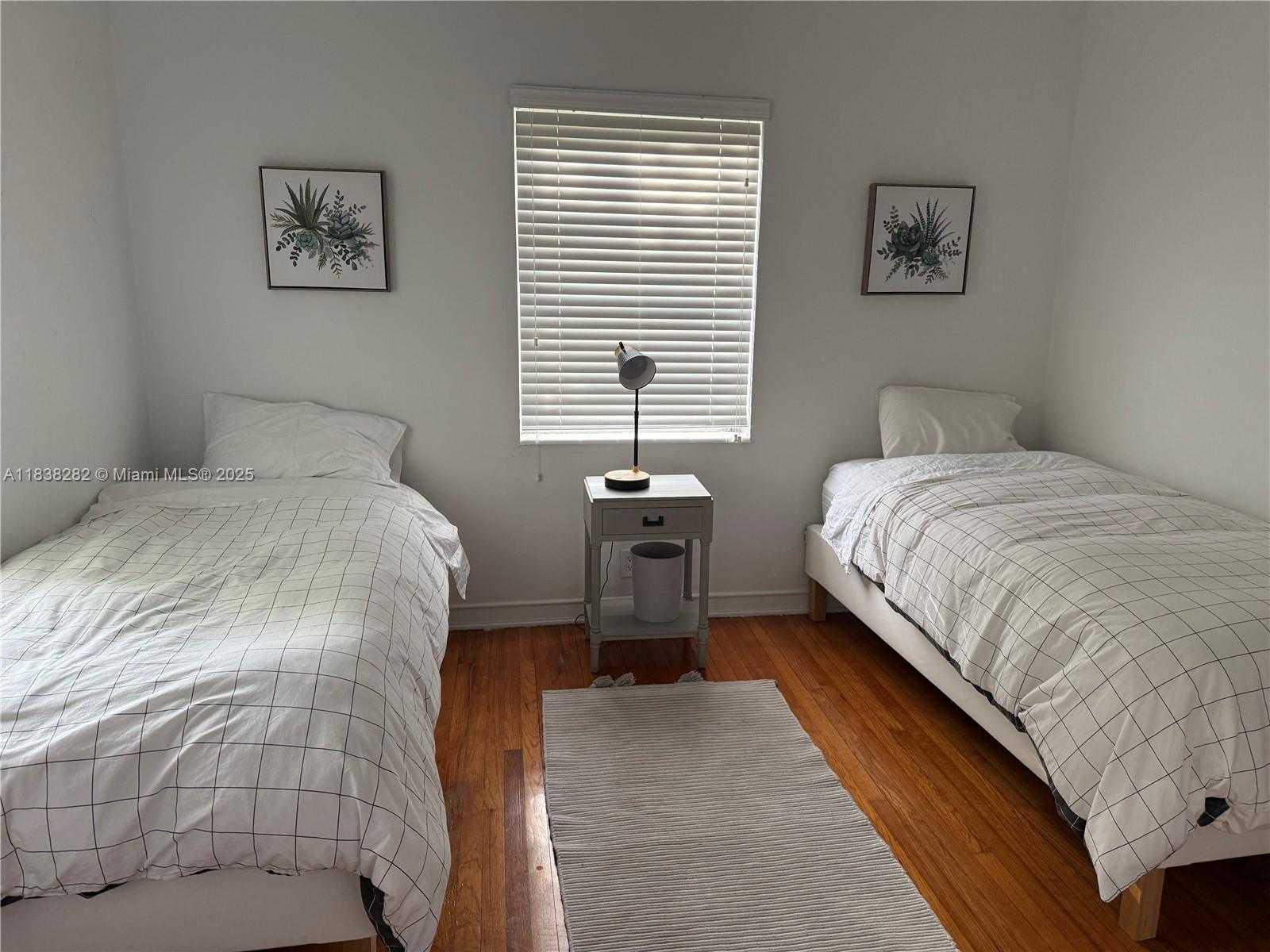 Small Image of 3909 PONCE DE LEON BLVD #2, Coral Gables Number 16