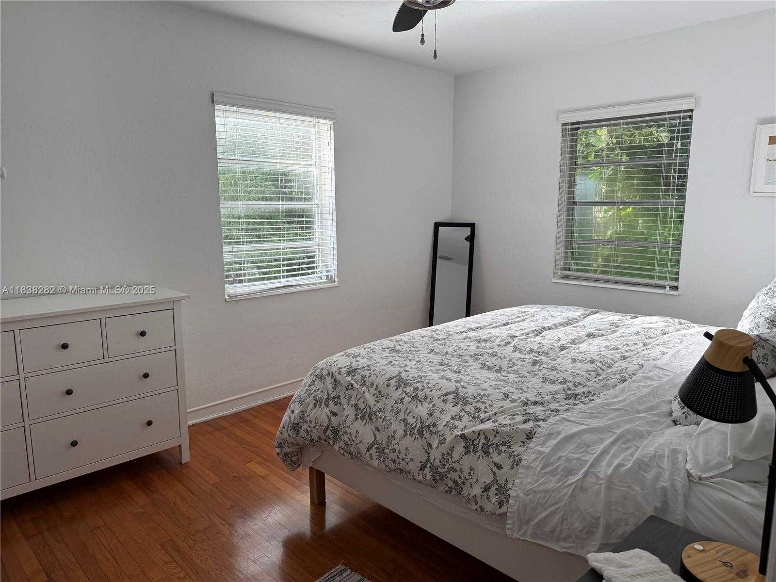 Small Image of 3909 PONCE DE LEON BLVD #2, Coral Gables Number 20