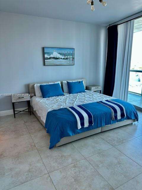 Small Image of 888 BISCAYNE BLVD #2702, Miami Number 14