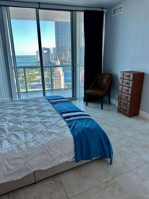 Small Image of 888 BISCAYNE BLVD #2702, Miami Number 15