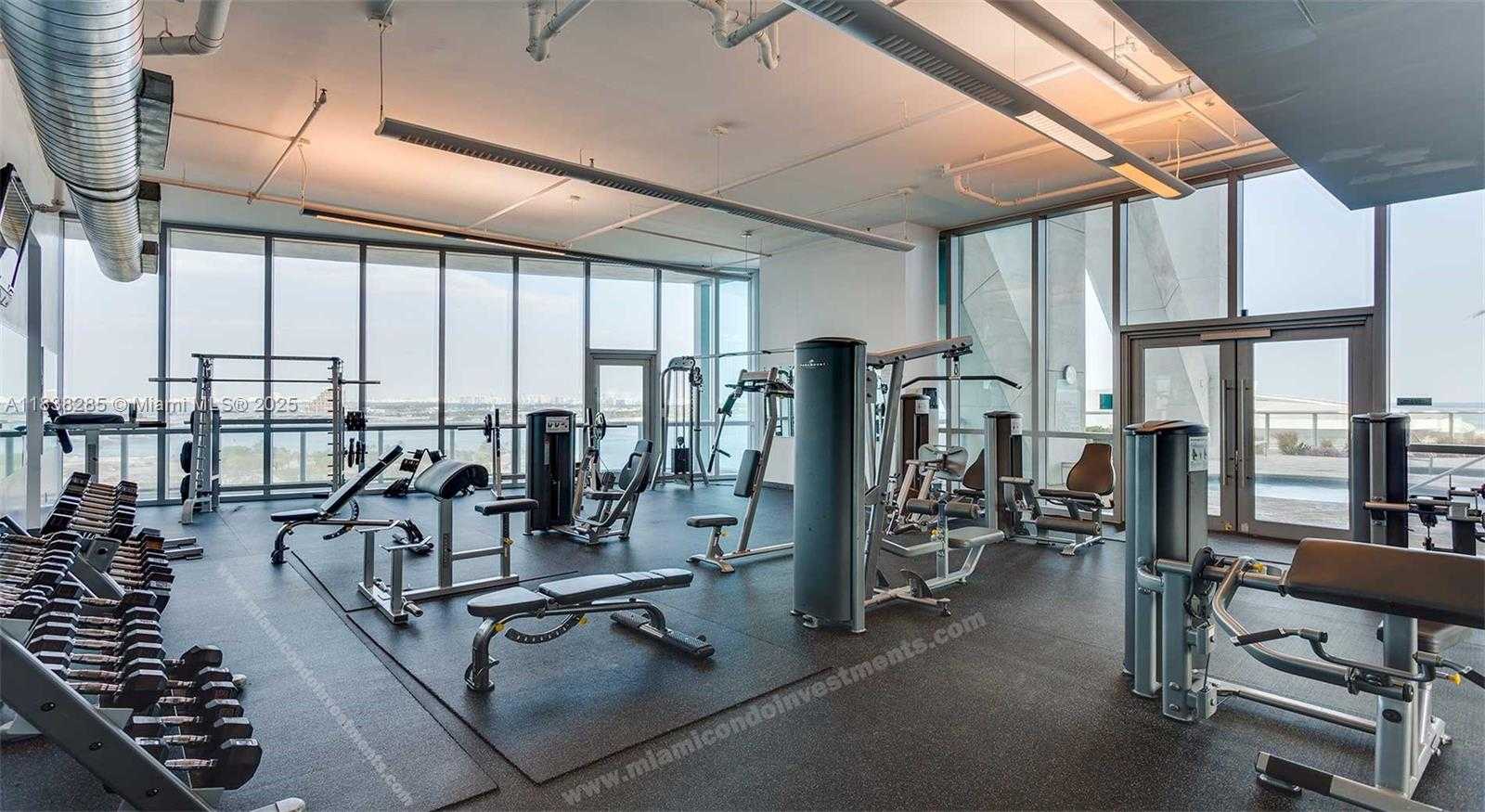 Small Image of 888 BISCAYNE BLVD #2702, Miami Number 3